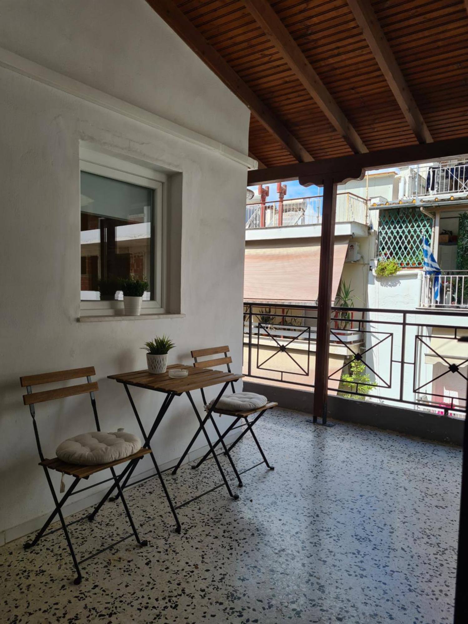 Apartment In The Heart Of The City 3A Лариса Екстериор снимка